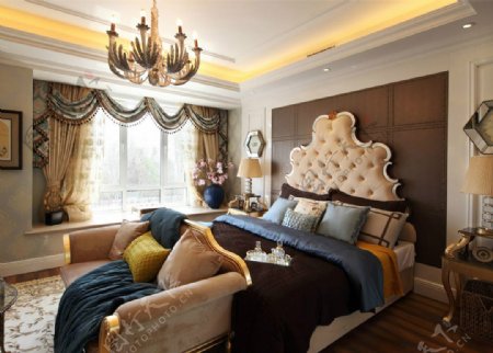 欧式时尚奢华卧室深褐色背景墙室内装修图