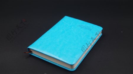 蓝色笔记本高清图1