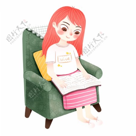坐在沙发上看书的红发女孩