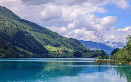 瑞士龙疆湖唯美风景