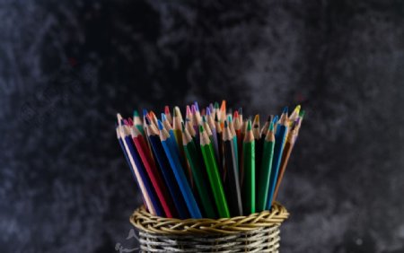 创意彩色铅笔