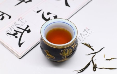 中式茶饮书法