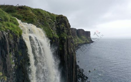 瀑布海洋海景观苏格兰