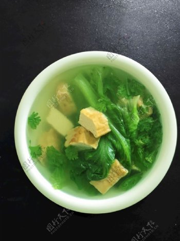 家常生菜豆腐素汤