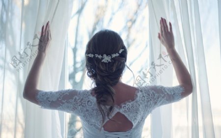 新娘后背窗纱背景素材图片
