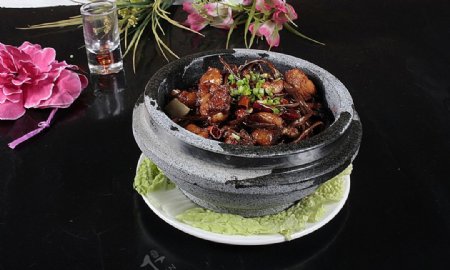 淮扬菜石锅茶菇鸡图片