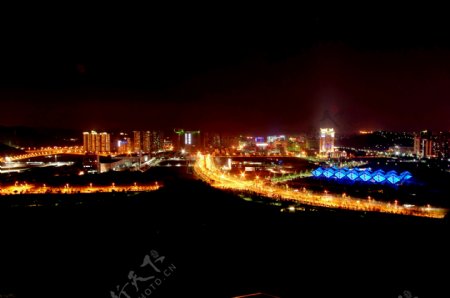 大运会主场馆背景夜景图片
