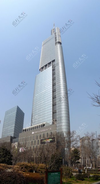 紫峰大厦南京第一高楼