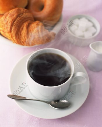 咖啡咖啡饮料咖啡饮品一杯咖啡香浓咖啡