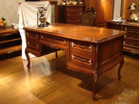 经典欧式家具办公桌书桌图片