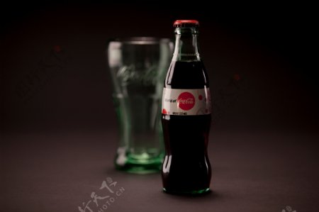 高清可乐广告摄影图片