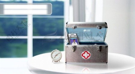 龙腾广告平面广告PSD分层素材源文件设计元素类医疗箱子时钟窗户