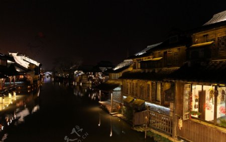 江南水乡古镇西塘夜景图片