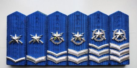 99式空军士官肩章图片