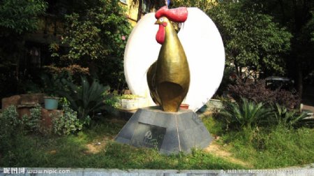 大公鸡石雕像图片