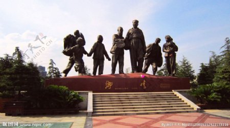 湘潭东方红雕塑图片