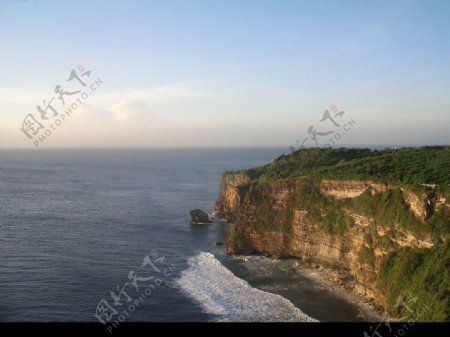 巴厘岛乌鲁瓦图断崖图片
