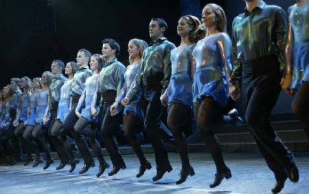 踢踏舞脚踢踏舞蹈群舞舞女男表演艺术演出舞台大河之舞图片