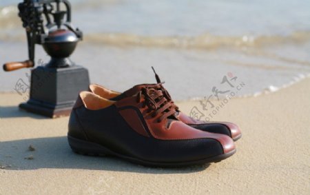 男式皮鞋图片