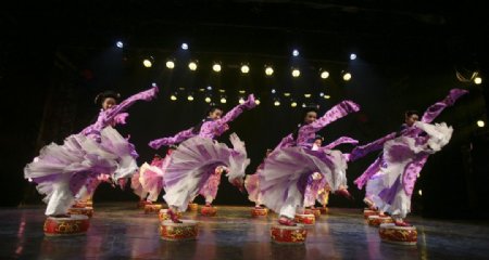 民族舞蹈图片