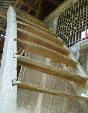 木梯子图片