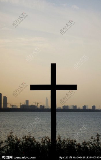 独墅湖大教堂十字架图片