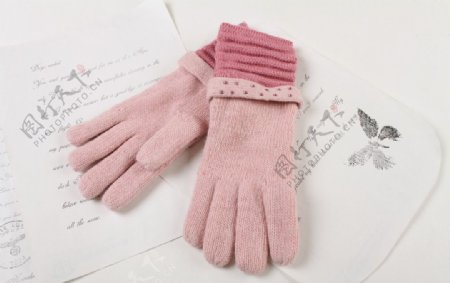 粉红羊毛手套图片