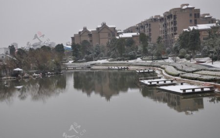 雪后城市景观图片