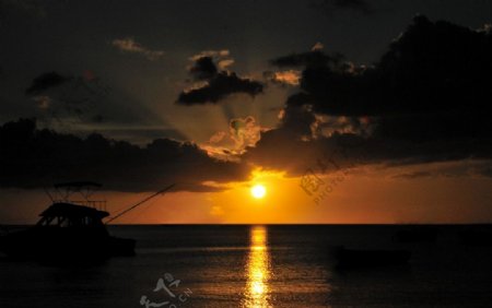 毛里求斯印度洋日出图片