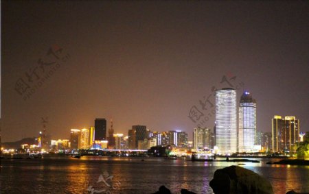 厦门海边夜景图片