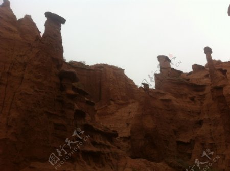 温宿大峡谷图片