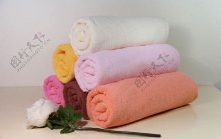天猫毛巾浴巾图片