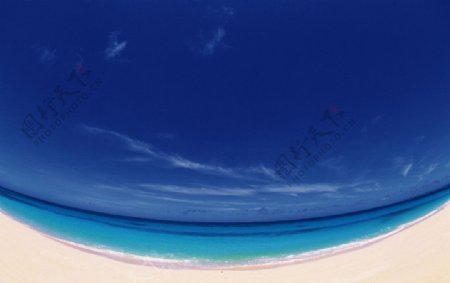 蓝天碧海沙滩图片
