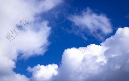 天空的云蓝天青云图片