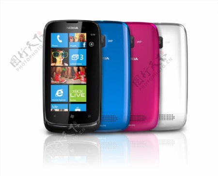 诺基亚lumia610图片