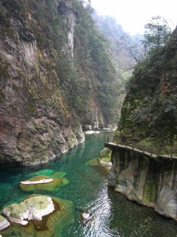 风景龙门山银厂沟图片