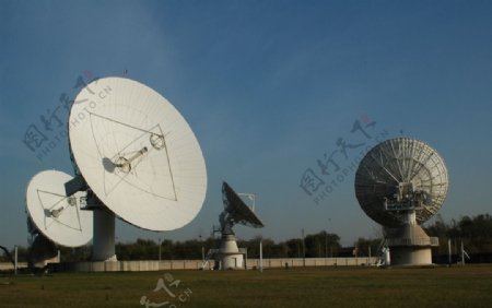 卫星信号接收器图片