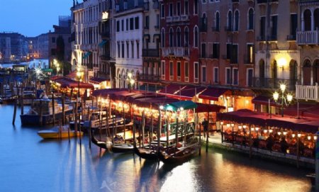 威尼斯浪漫夜景图片