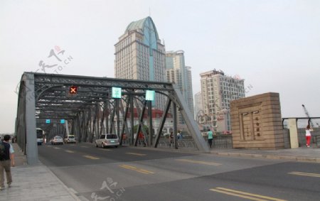 白渡桥正面图片