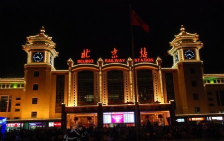 北京站夜景图片