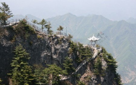 天竺山刀背梁图片