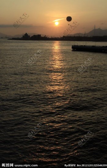 香港维多利亚港湾夕阳图片