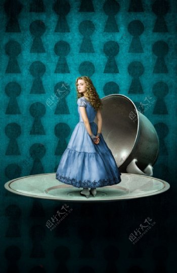 爱丽丝梦游奇境电影海报图片