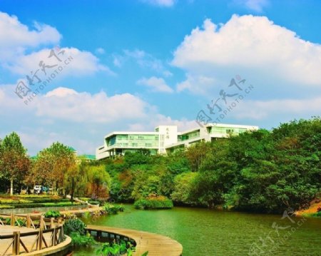 南京工业大学图书馆图片