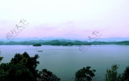 湖光景色图片