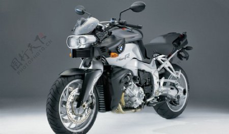 BMW摩托车图片