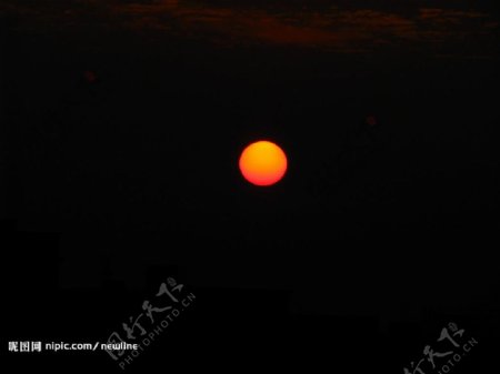 星月童話東方紅太陽升图片