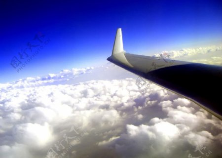 飞机机翼图片