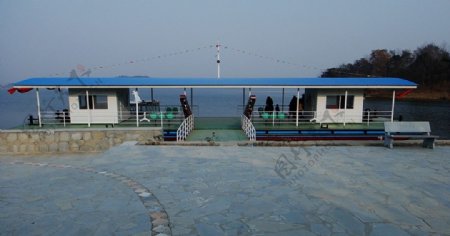燕子湖游船图片