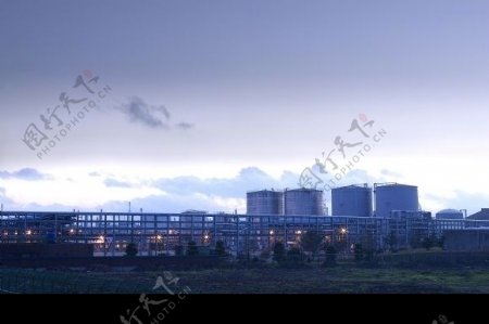 炼油化工厂图片